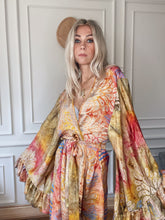 Load image into Gallery viewer, Goddess frill sleeve kimono