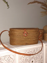 Load image into Gallery viewer, &quot;Indah&quot; Oval Bali Basket Bag Cybef Sale