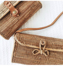 Load image into Gallery viewer, &quot;Elok&quot; Straw flap rattan purse