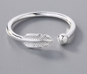 Lucky Guidance Adjustable feather ring/ toe ring