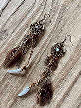 Load image into Gallery viewer, Native Dreamcatcher Macrame earrings