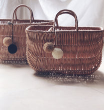 Load image into Gallery viewer, Jane large willow wicker basket